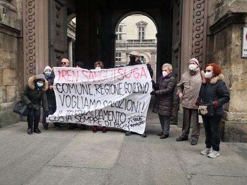 presidio con striscioni presidio con striscioni