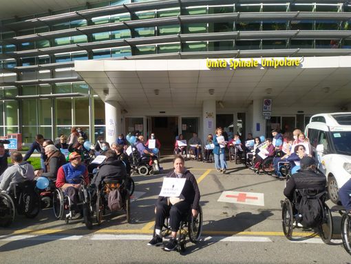 protesta disabili pro unità spinale protesta disabili pro unità spinale