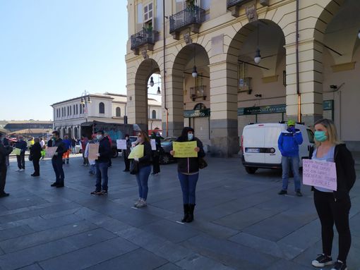 Coronavirus, gli operatori di Porta Palazzo vogliono riaprire: “Lasciateci lavorare” [FOTO e VIDEO]
