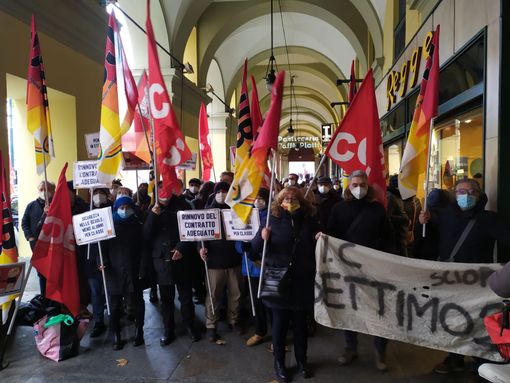 Il mondo della scuola in sciopero contro il Governo Draghi: &quot;Non riconosce i veri problemi&quot; [VIDEO]