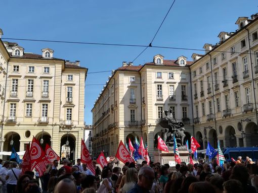 Gtt, i sindacati incontrano l'assessore Lapietra: "L'azienda ritiri i 260 licenziamenti" Gtt, i sindacati incontrano l'assessore Lapietra: "L'azienda ritiri i 260 licenziamenti"