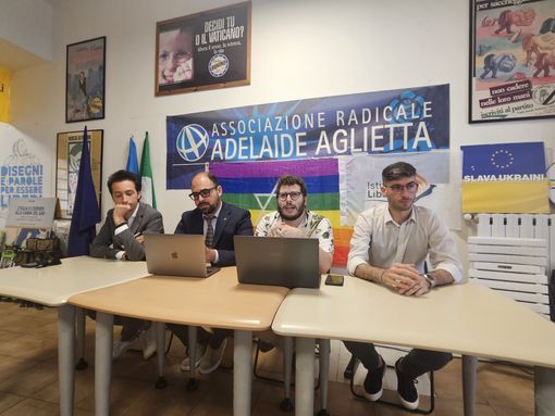 Torino Pride, i radicali Aglietta: "Domani non parteciperemo, evento escludente" Torino Pride, i radicali Aglietta: "Domani non parteciperemo, evento escludente"