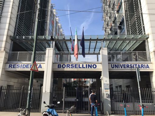 Orrore a Torino, 23enne aggredita nella stanza della residenza universitaria