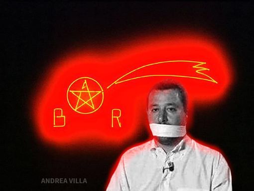 Salvini imbavagliato dalle Br, bloccato il profilo Facebook del "Banksy" di Torino Salvini imbavagliato dalle Br, bloccato il profilo Facebook del "Banksy" di Torino