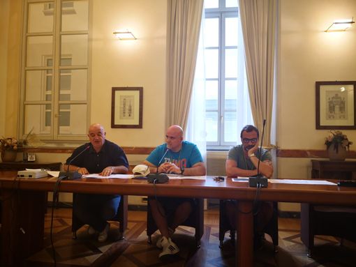 Erba alta, sporcizia e topi in via Scotellaro: &quot;Chiediamo intervento urgente di pulizia&quot;