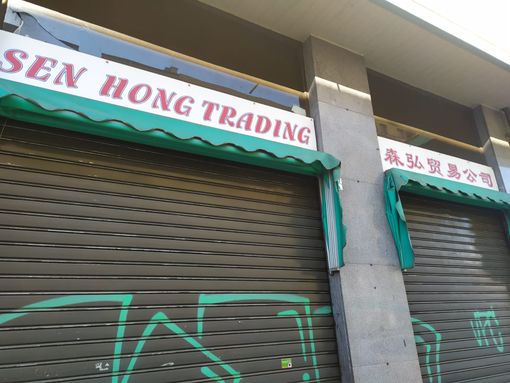 Tra negozi e ristoranti cinesi di Porta Palazzo e Aurora serrande abbassate e “ferie” forzate