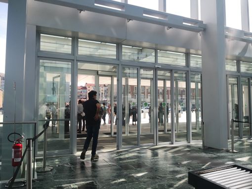 sgombero grattacielo regione