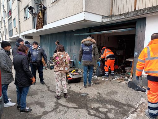 Case popolari a Falchera, Marrone e Lomanto (Fdi): &quot;Sgomberati box occupati dai rom&quot;