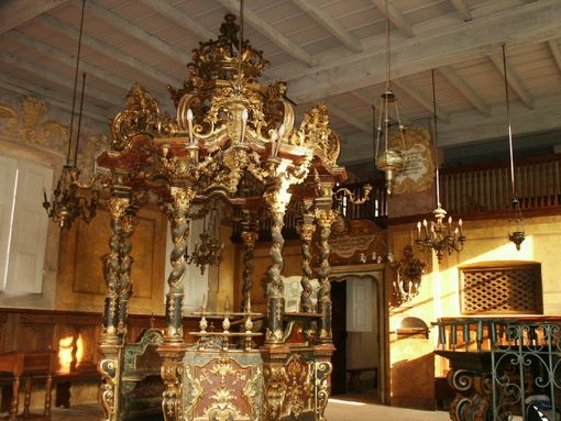 Carmagnola, dopo le ferie estive si riapre alle visite la sinagoga di via Bertini