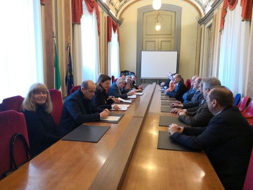 Da piccoli Comuni a smart land Da piccoli Comuni a smart land