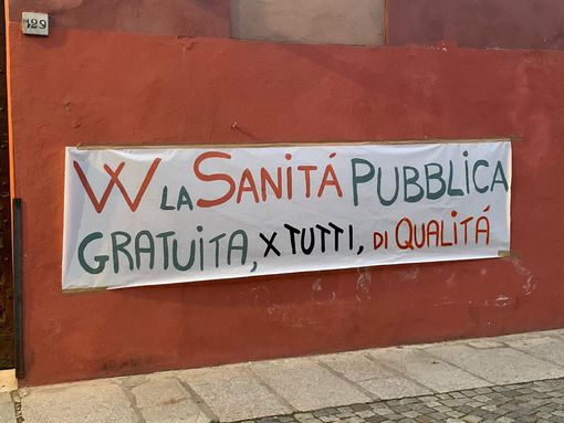 Coronavirus, parte dai balconi il sostegno alla sanità pubblica. Torino Possibile: "Serve più di un semplice grazie" Coronavirus, parte dai balconi il sostegno alla sanità pubblica. Torino Possibile: "Serve più di un semplice grazie"