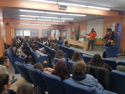 giovani erasmo - foto di archivio giovani erasmo - foto di archivio