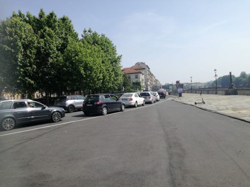 traffico in tilt per Fast & Furious traffico in tilt per Fast & Furious