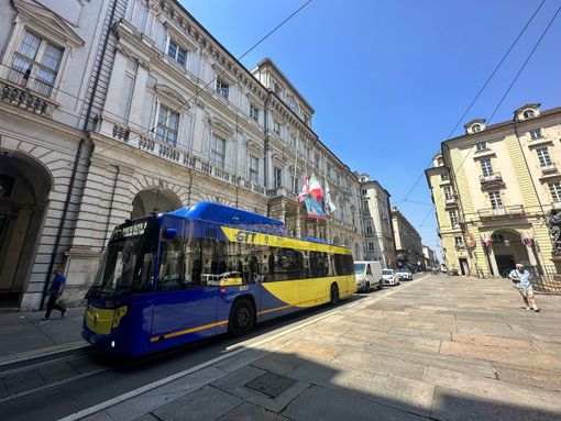 bus nelle vie di Torino