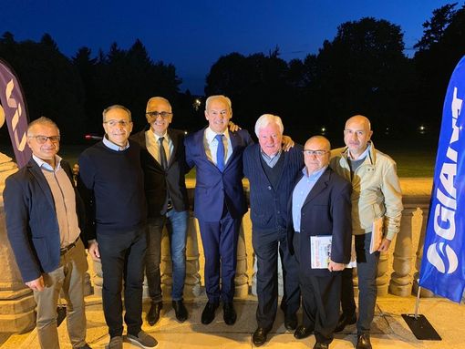 Tre Valli Varesine: “un marchio e una corsa talmente autorevoli da radunare il meglio del meglio di questa terra” Tre Valli Varesine: “un marchio e una corsa talmente autorevoli da radunare il meglio del meglio di questa terra”