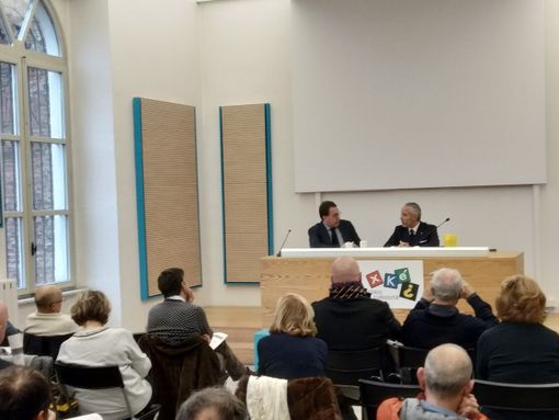 Lupo, Disabato-Bertola (M5S) ironizzano: &quot;Cappuccetto rosso, il lupo e Carosso il cacciatore&quot;