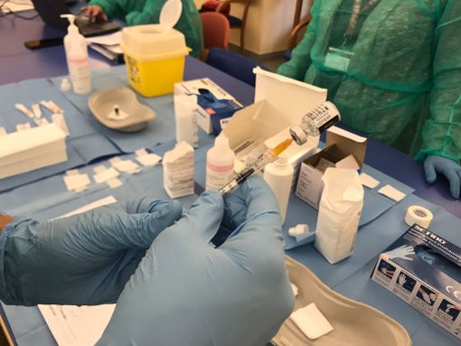 Covid, nell'ultima settimana 17mila vaccinati