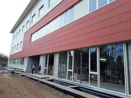 Venaria combatte contro il Coronavirus: 230 i positivi in città, ma nel Poliambulatorio solo un piano sarà &quot;Covid&quot;