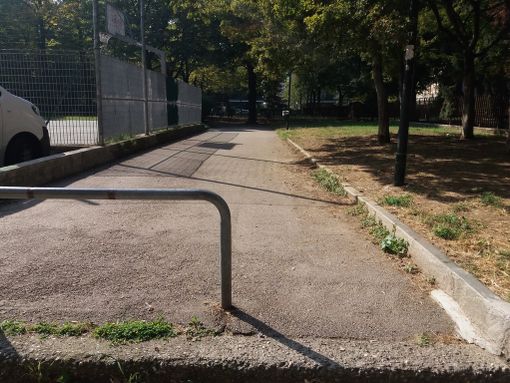 Area cani di via Cercenasco: presto accessibile anche per l'ingresso al giardino Area cani di via Cercenasco: presto accessibile anche per l'ingresso al giardino