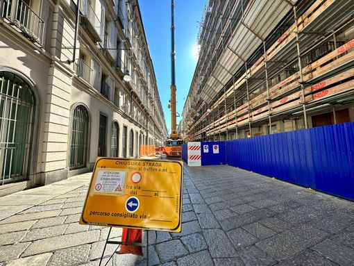 via garibaldi chiusa al traffico via garibaldi chiusa al traffico