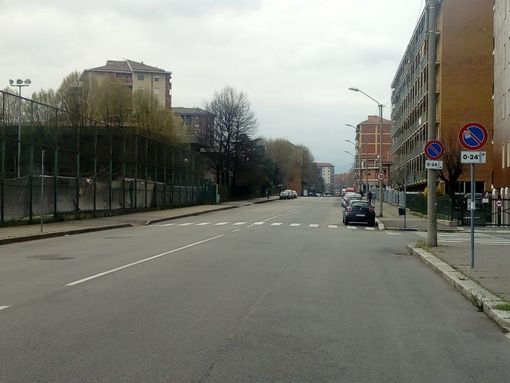 In via Val della Torre le auto sfrecciano ad alta velocità: &quot;Inserire dissuasori o passaggi pedonali rialzati&quot;