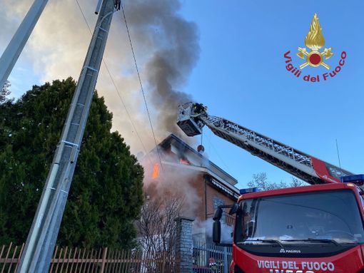 l'incendio della casa di Rosta l'incendio della casa di Rosta