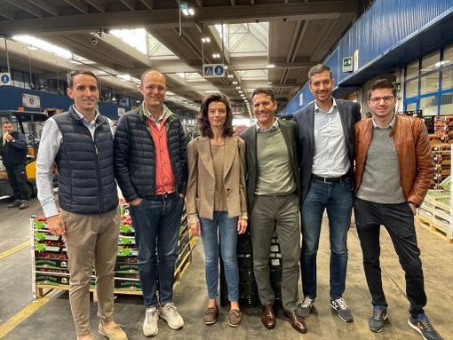 Persona in visita al Caat Persona in visita al Caat