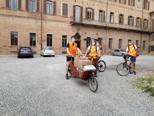 Chieri, continua la distribuzione di mascherine: arriva la seconda tranche