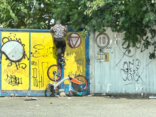 zombie all'ex gondrand zombie all'ex gondrand