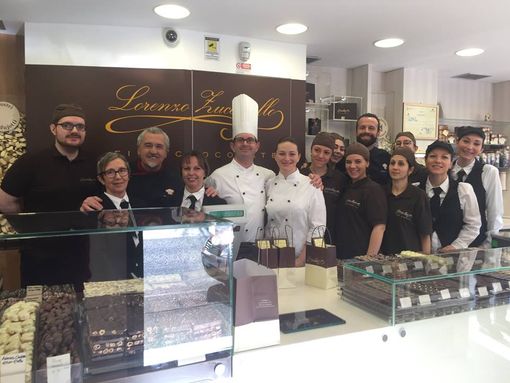 Il cioccolato a 360° con Zuccarello, dal gelato alle praline: un dolce finepasto a Degusté Il cioccolato a 360° con Zuccarello, dal gelato alle praline: un dolce finepasto a Degusté