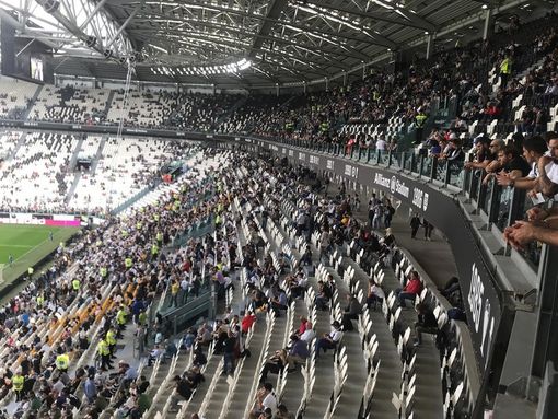 “I capi ultrà della Juve? Li avete descritti come vittime di un sistema corrotto e fazioso, ma non è proprio così… ” “I capi ultrà della Juve? Li avete descritti come vittime di un sistema corrotto e fazioso, ma non è proprio così… ”