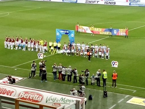 Il Toro non sbanda in difesa e frena il Napoli