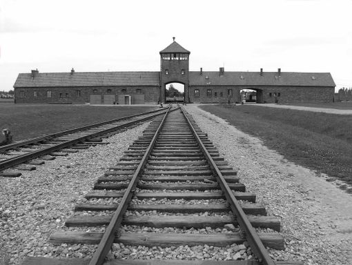 Il binario di Auschwitz-Birkenau