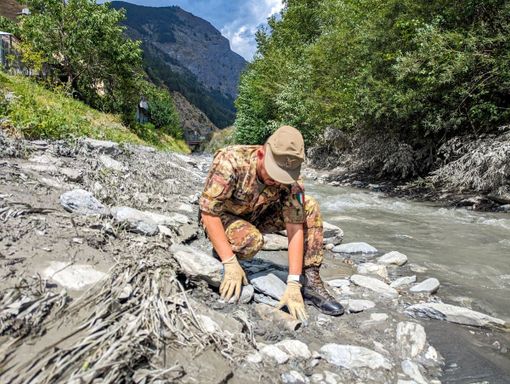 Bardonecchia, tra fango e detriti riemerge un ordigno della Seconda Guerra Mondiale