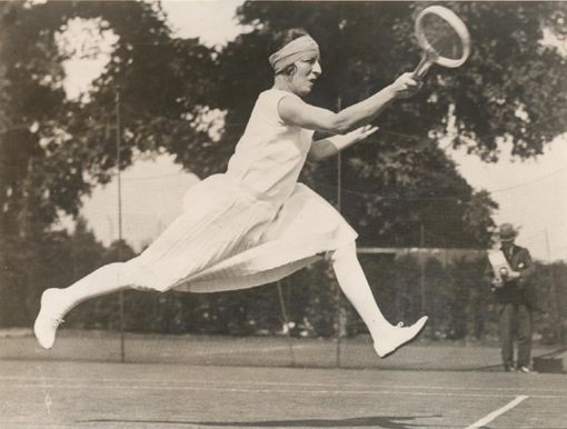 Il tennis si mette in mostra nelle Biblioteche civiche cittadine Il tennis si mette in mostra nelle Biblioteche civiche cittadine