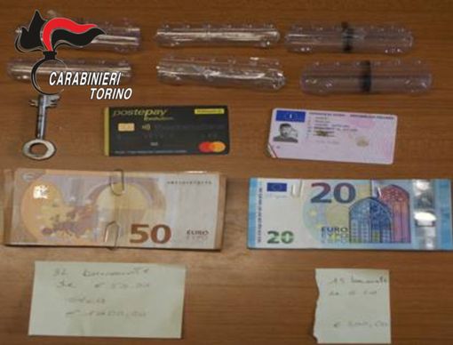 Inscena una rapina per coprire i furti: nei guai ex direttore postale