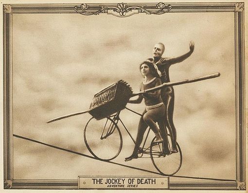 Soundframes, ecco la musica del Jockey della Morte