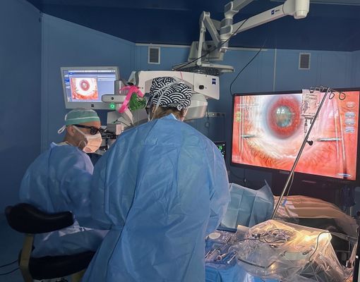 L’oculistica dell’Asl To5 porta in sala operatoria la tecnologia del futuro L’oculistica dell’Asl To5 porta in sala operatoria la tecnologia del futuro