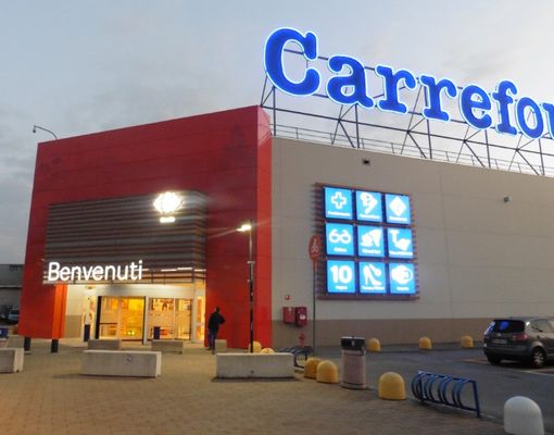 Torino, arrestato il ladro acrobata: “volava” da un tetto all’altro per rubare il rame Torino, arrestato il ladro acrobata: “volava” da un tetto all’altro per rubare il rame