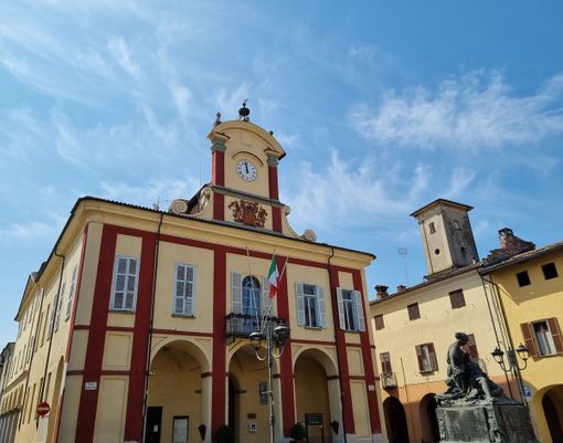 Il municipio di Vigone