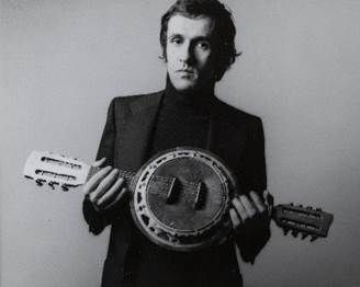 Specchi, identità, corpi: Alighiero Boetti indaga alla GAM il tema del doppio Specchi, identità, corpi: Alighiero Boetti indaga alla GAM il tema del doppio