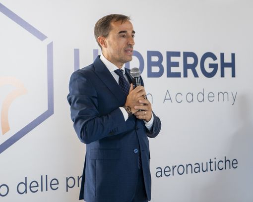 Dal 2024 apre a Grassobbio (BG) il nuovo Istituto delle Professioni Aeronautiche “LINDBERGH AVIATION ACADEMY” fondato da Alessandro Cianciaruso e Luciano Lazzeri Dal 2024 apre a Grassobbio (BG) il nuovo Istituto delle Professioni Aeronautiche “LINDBERGH AVIATION ACADEMY” fondato da Alessandro Cianciaruso e Luciano Lazzeri