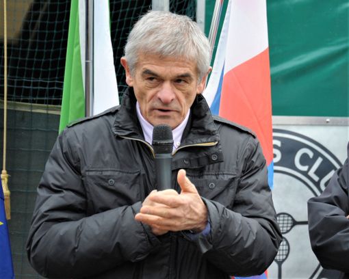 Embraco, Chiamparino: “L’azienda proponga soluzioni di ricollocamento per gli esuberi” Embraco, Chiamparino: “L’azienda proponga soluzioni di ricollocamento per gli esuberi”