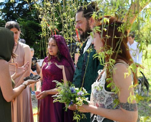 Lanzo Torinese si trasforma in terra degli Elfi: torna l'Elf Fest per celebrare il solstizio d'estate Lanzo Torinese si trasforma in terra degli Elfi: torna l'Elf Fest per celebrare il solstizio d'estate