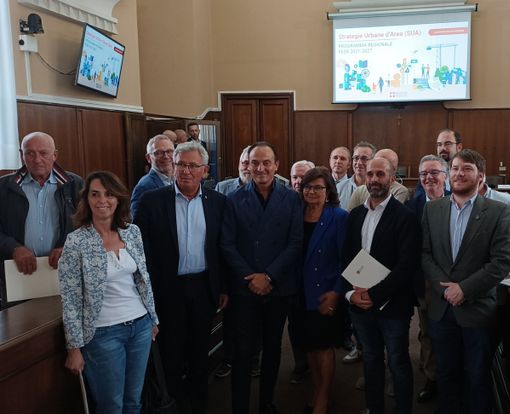 Chivasso ha consegnato alla Regione la bozza della Strategia Urbana d’Area di Canavese ed Eporediese Chivasso ha consegnato alla Regione la bozza della Strategia Urbana d’Area di Canavese ed Eporediese