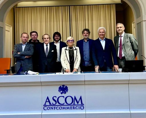 Desertificazione commerciale, Ascom: "I cittadini vogliono negozi di prossimità" Desertificazione commerciale, Ascom: "I cittadini vogliono negozi di prossimità"
