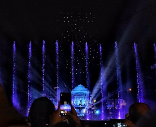 San Giovanni con i droni a Torino, il Comune a caccia di sponsor