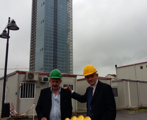 Il grattacielo della Regione sarà pronto dalla prossima primavera. Reschigna: "I ritardi? Indipendenti dalla nostra volontà" (FOTO E VIDEO)