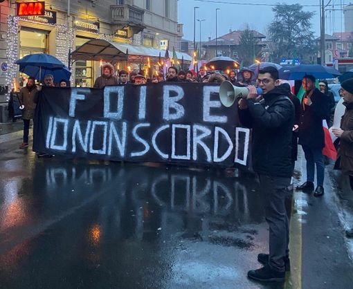 Manifestazione e fiaccolata di FdI per ricordare le vittime delle Foibe