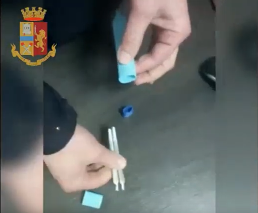 Blitz antidroga nelle scuole: marijuana nei bagni del Copernico e spinelli in un evidenziatore al Sommelier [VIDEO]